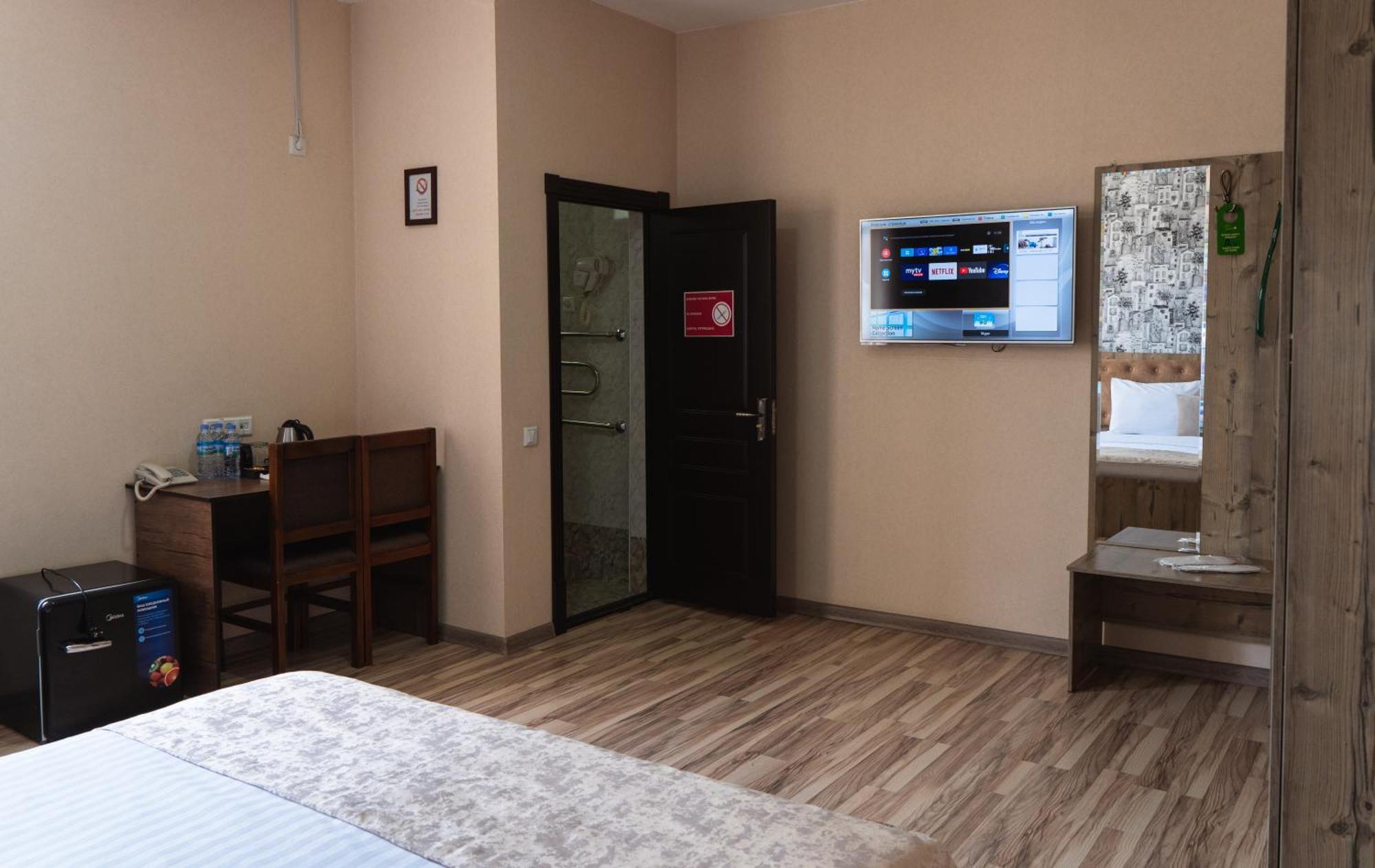 Tourist Inn Hotel Tachkent Extérieur photo