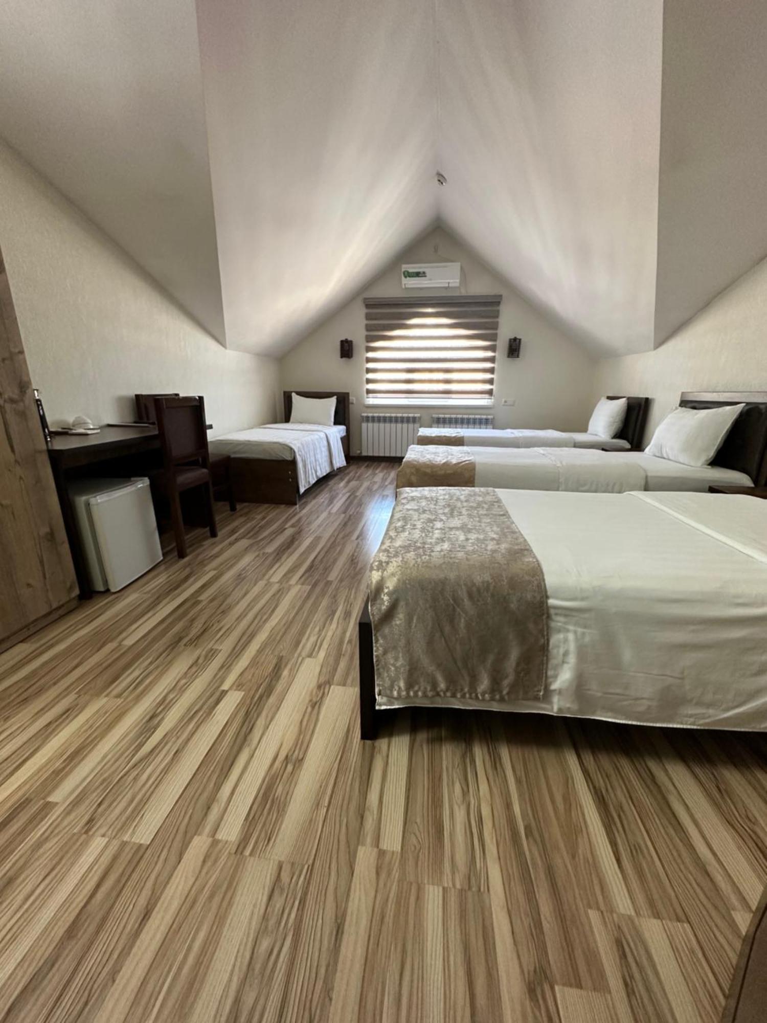 Tourist Inn Hotel Tachkent Extérieur photo
