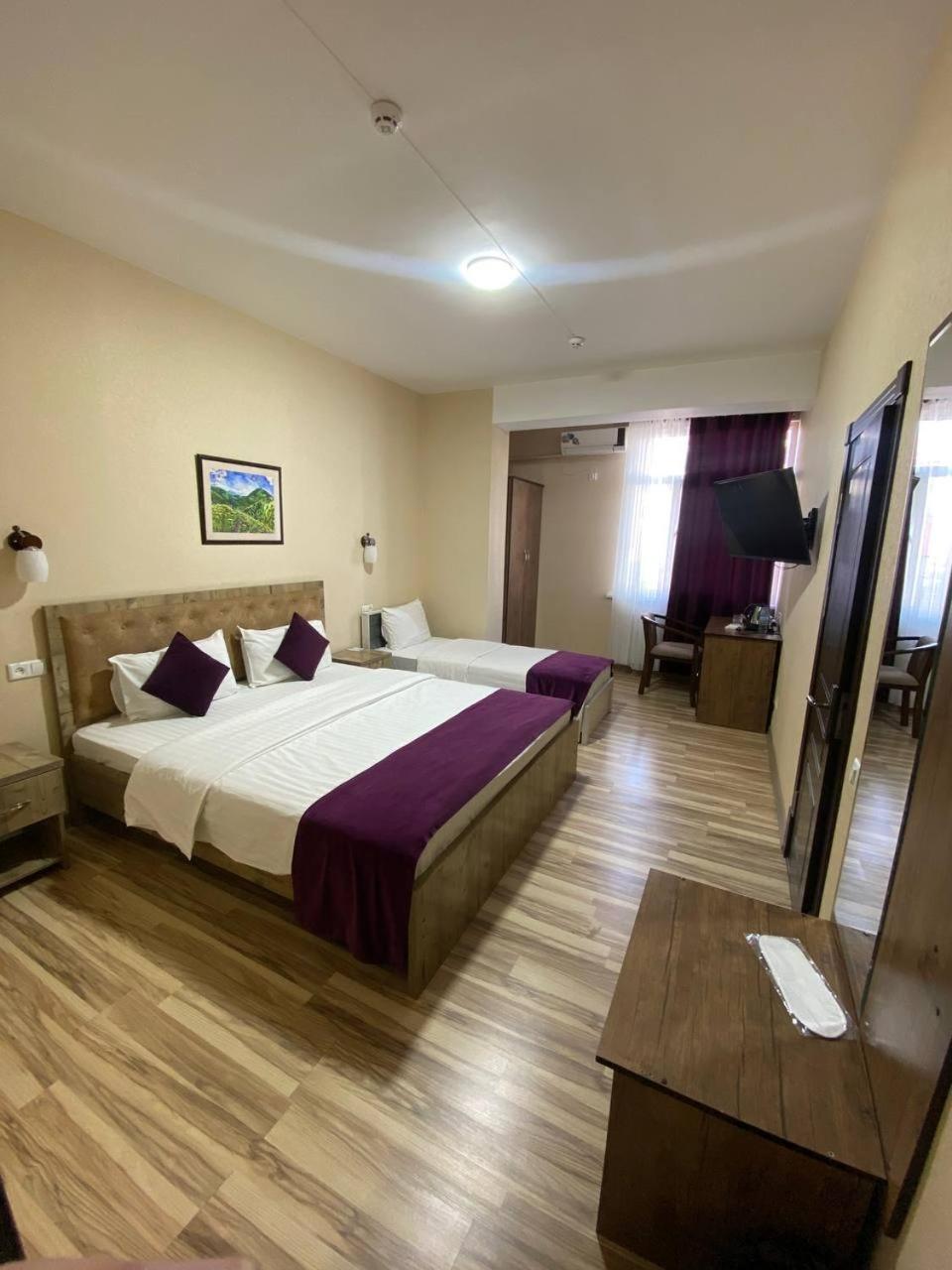 Tourist Inn Hotel Tachkent Extérieur photo