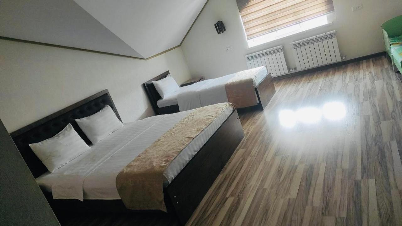 Tourist Inn Hotel Tachkent Extérieur photo